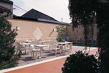 Logis Hotels Grand Hotel D'Orleans Albi